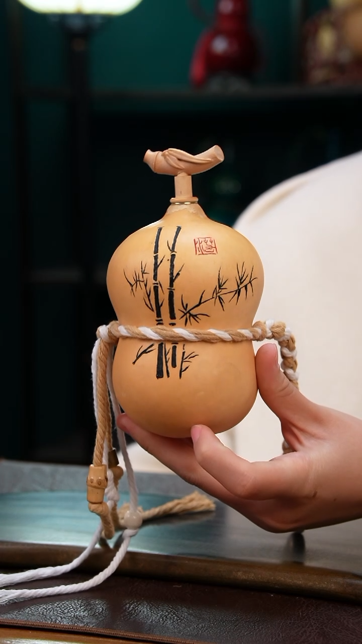 【闪购商品】E681热水酒葫芦 一物一拍