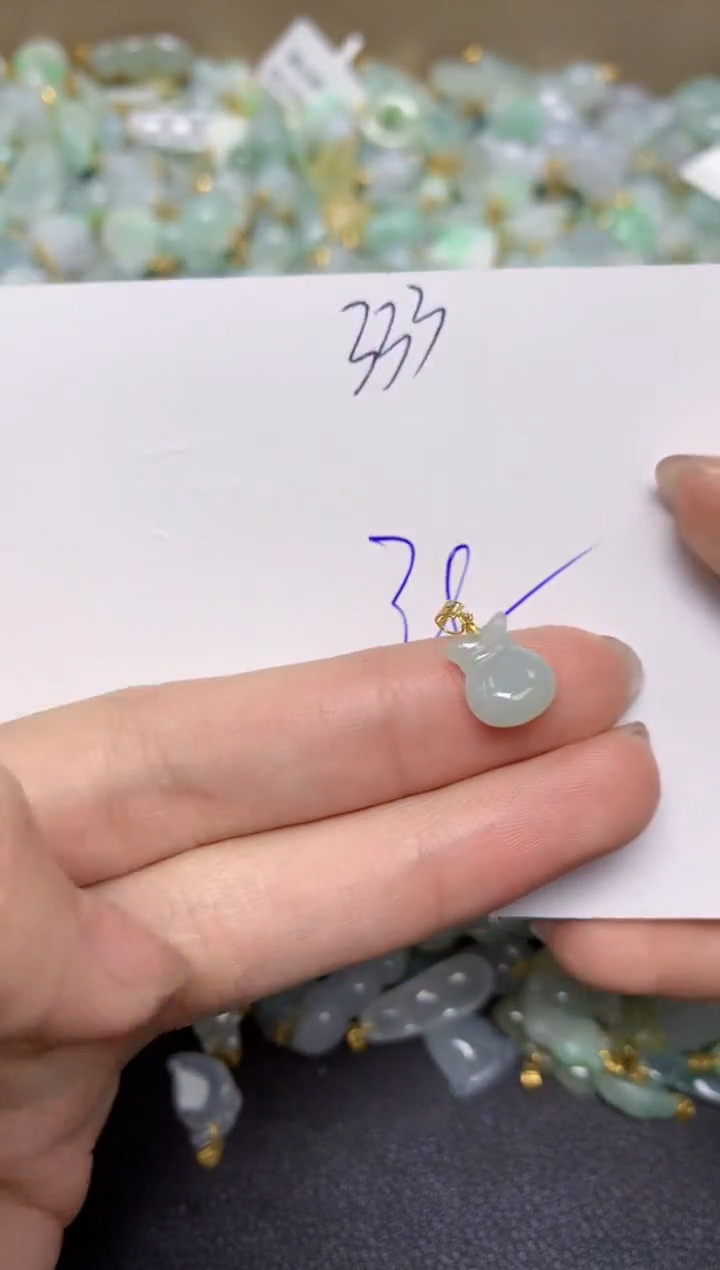 【闪购商品】翡翠颈饰18K金镶嵌天然翡翠A货