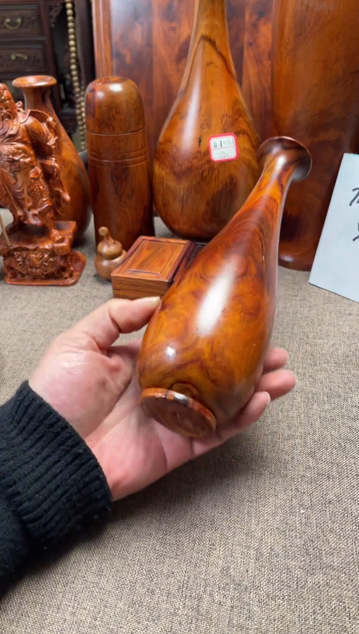 【闪购商品】黄花梨/降香黄檀木艺海黄新料花瓶7.2/22.8