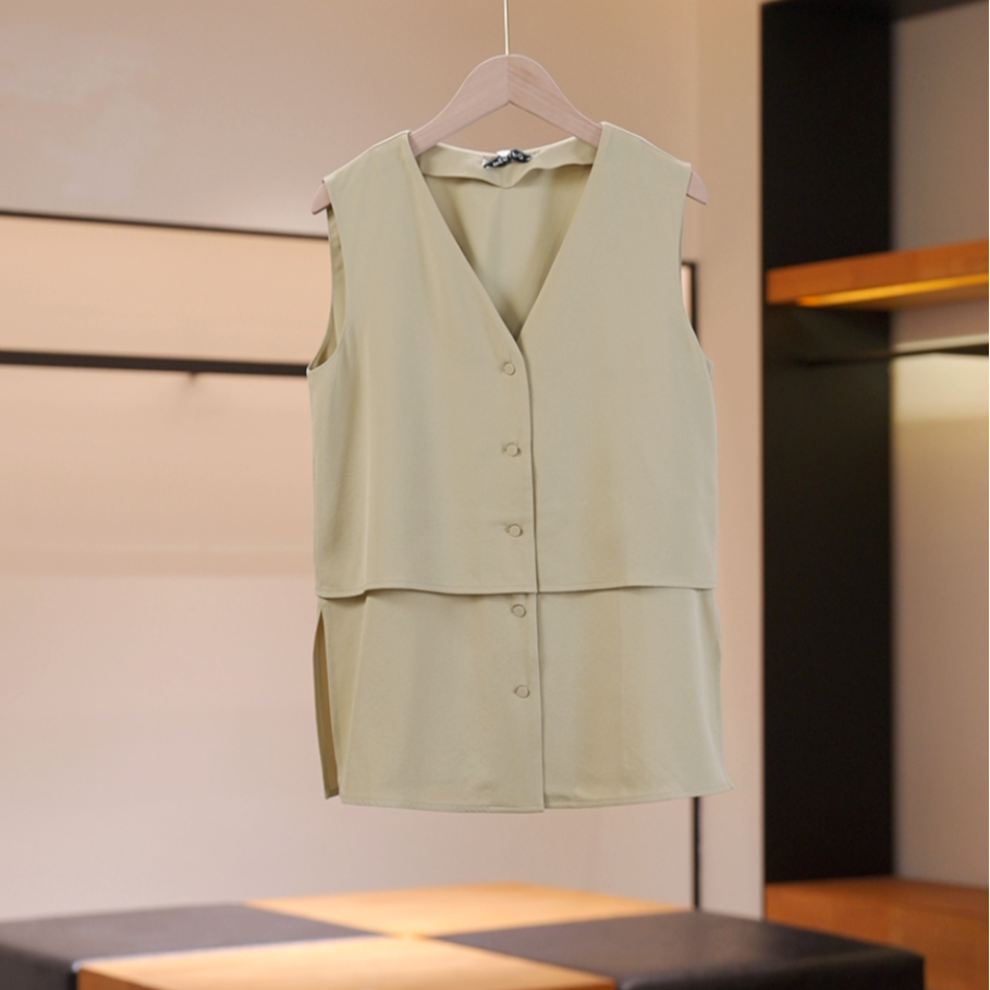 PESARO百搭休闲感简约设计感无袖上衣4109-7011