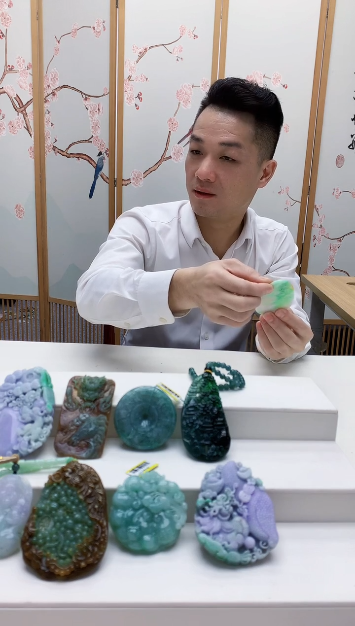 未镶嵌定制翡翠W*.5161jw-毛货挂件