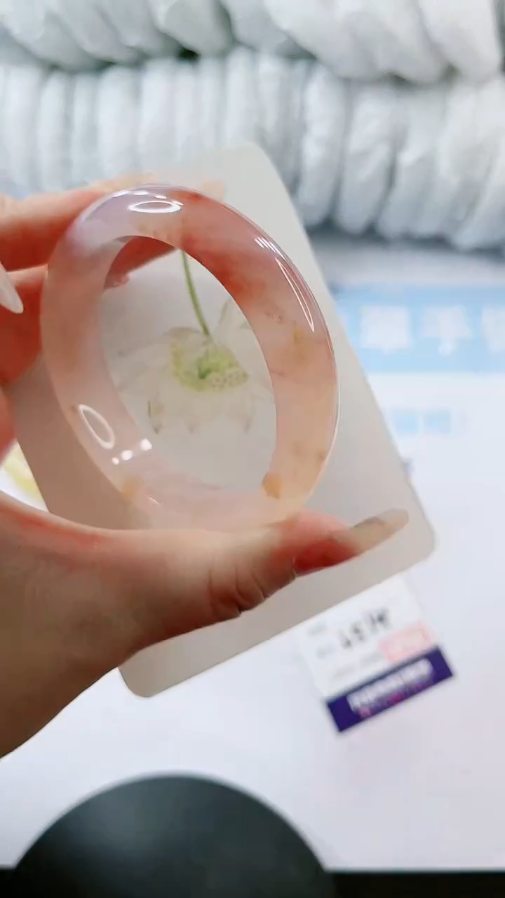 【闪购商品】石英质玉手镯未镶嵌多样性发货L514