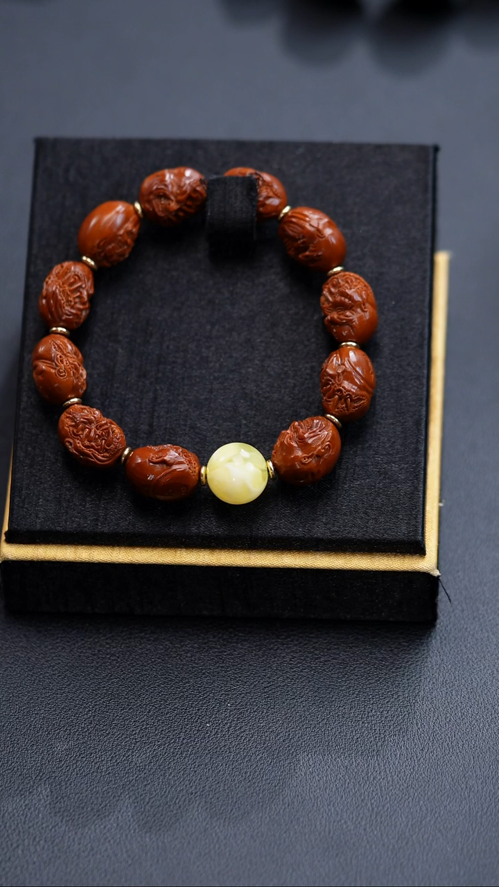 手串橄榄核吞噬13