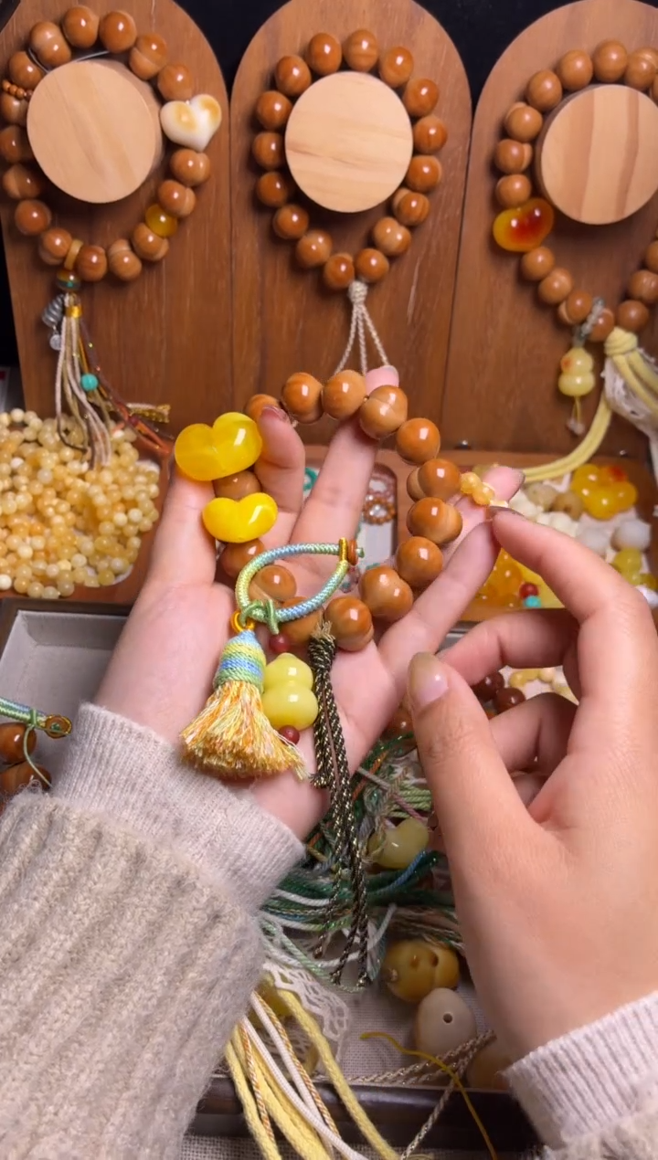 手串猴头核桃君*吖全品新品高桃16.8大蜜心小蜜心黄跑环葫芦流苏