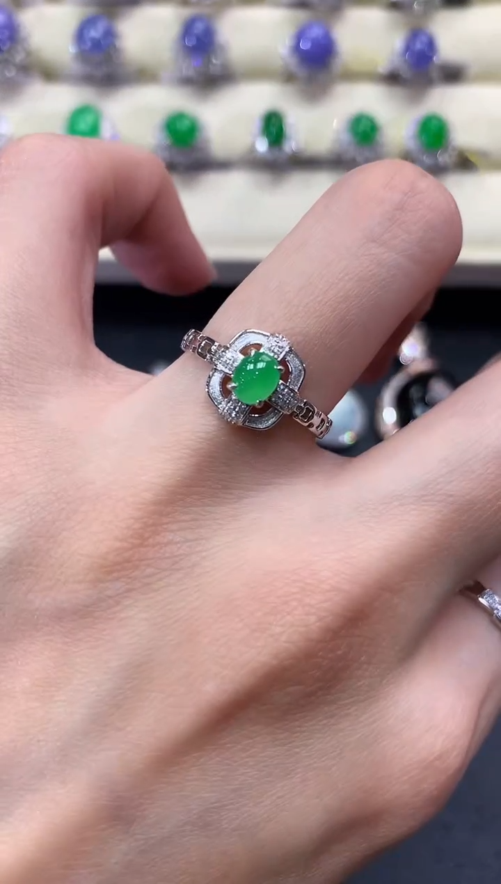 【闪购商品】翡翠戒指18K金镶嵌a20