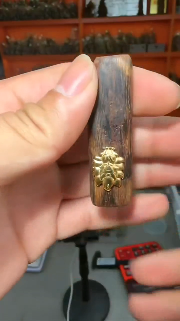 沉香吊坠s35号沉水红土1颗多样性发一