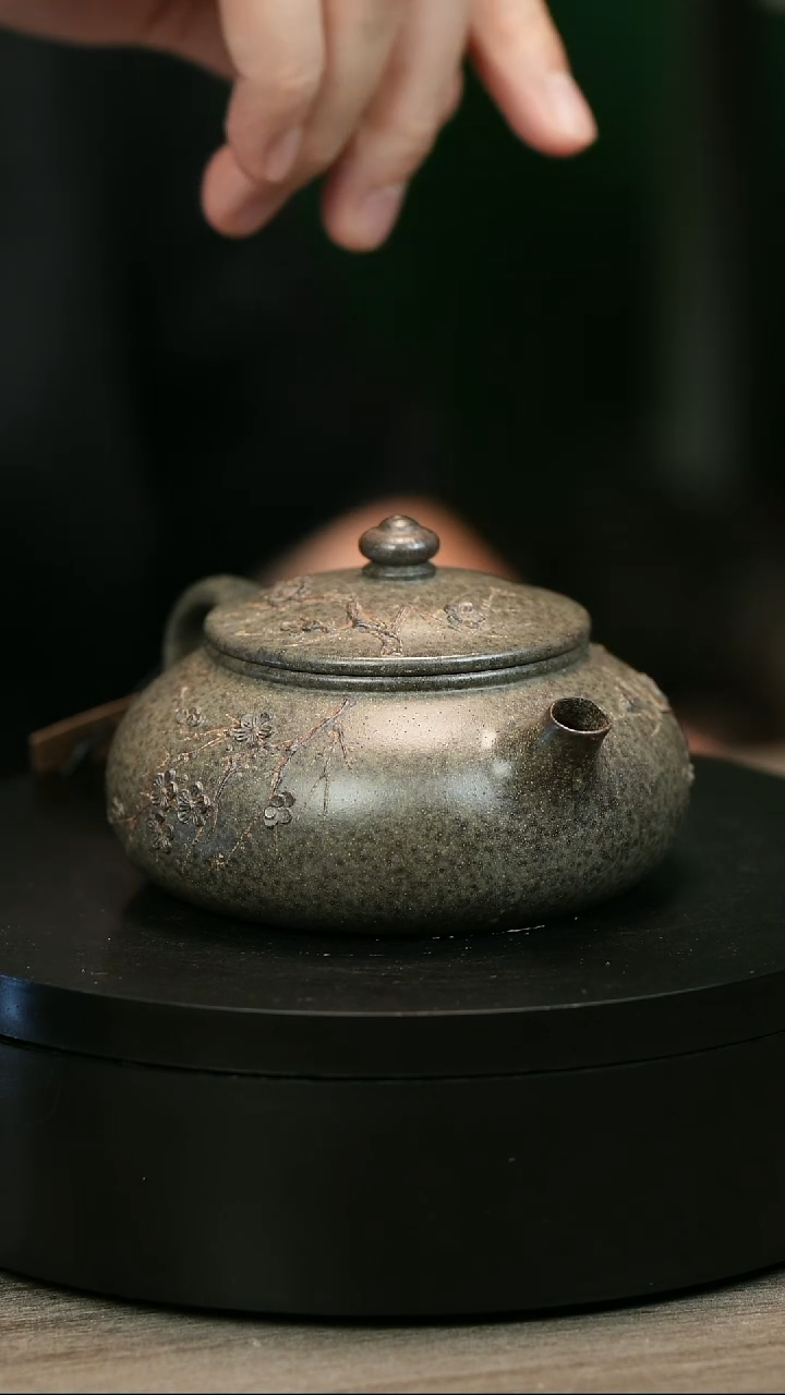 茶壶紫砂用****6H1860陈春芬段泥梅花寒江