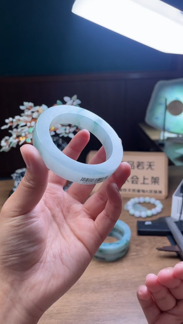 【闪购商品】定制翡翠手镯未镶嵌定制