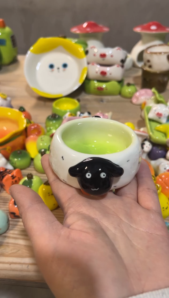 151手工手绘陶瓷品