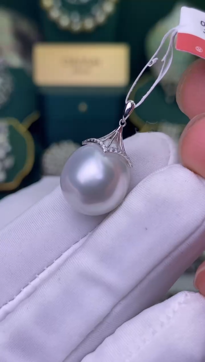 【闪购商品】海水珍珠颈饰18K金镶嵌13-14