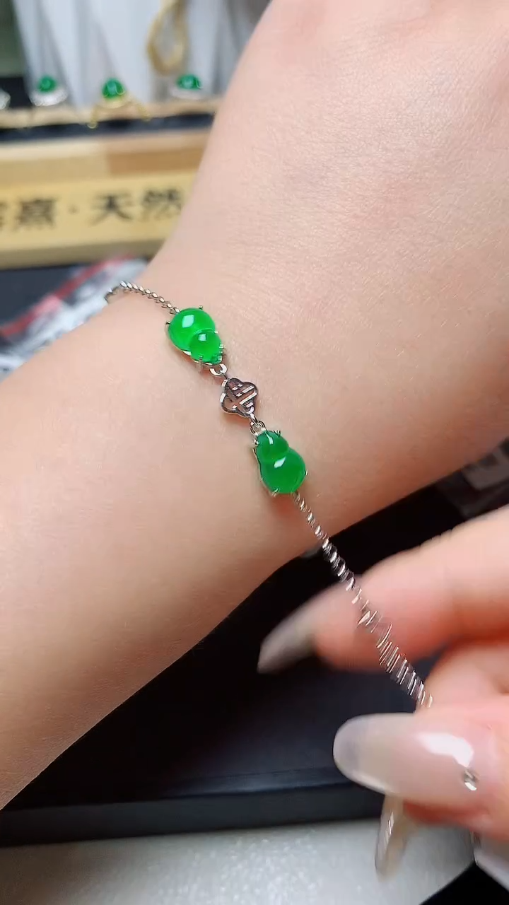 翡翠戒指银S925镶嵌天然翡翠s925银镶嵌