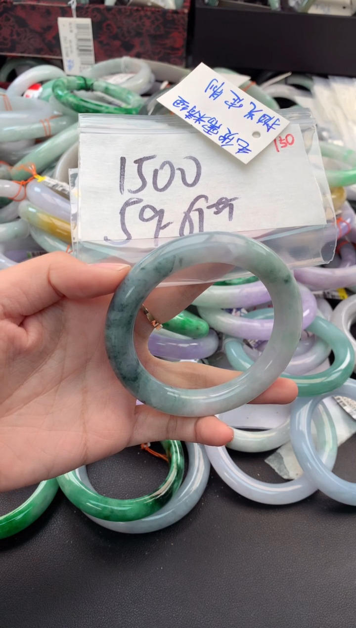 【闪购商品】定制翡翠未镶嵌毛货需精细抛光+多人