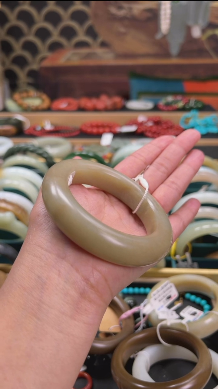 未镶嵌手镯和田玉啊*57