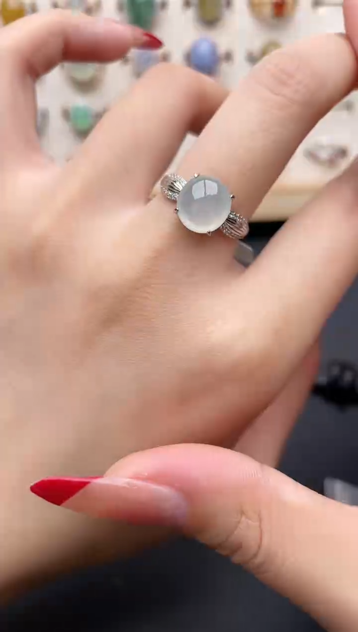 【闪购商品】翡翠戒指银S925镶嵌一物一证一礼盒