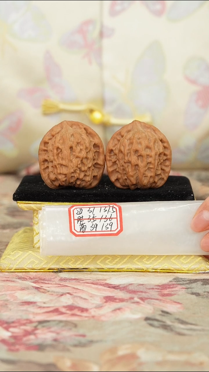 文玩核桃把件非嫁接北京