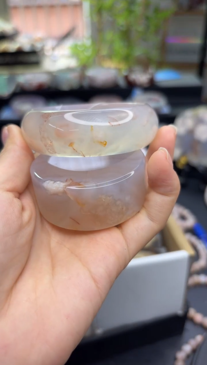 【闪购商品】石英质玉手镯未镶嵌C558(56圈赠送镯心)