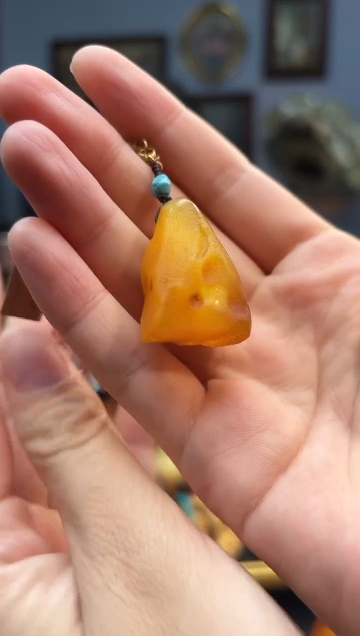 琥珀颈饰未镶嵌包挂