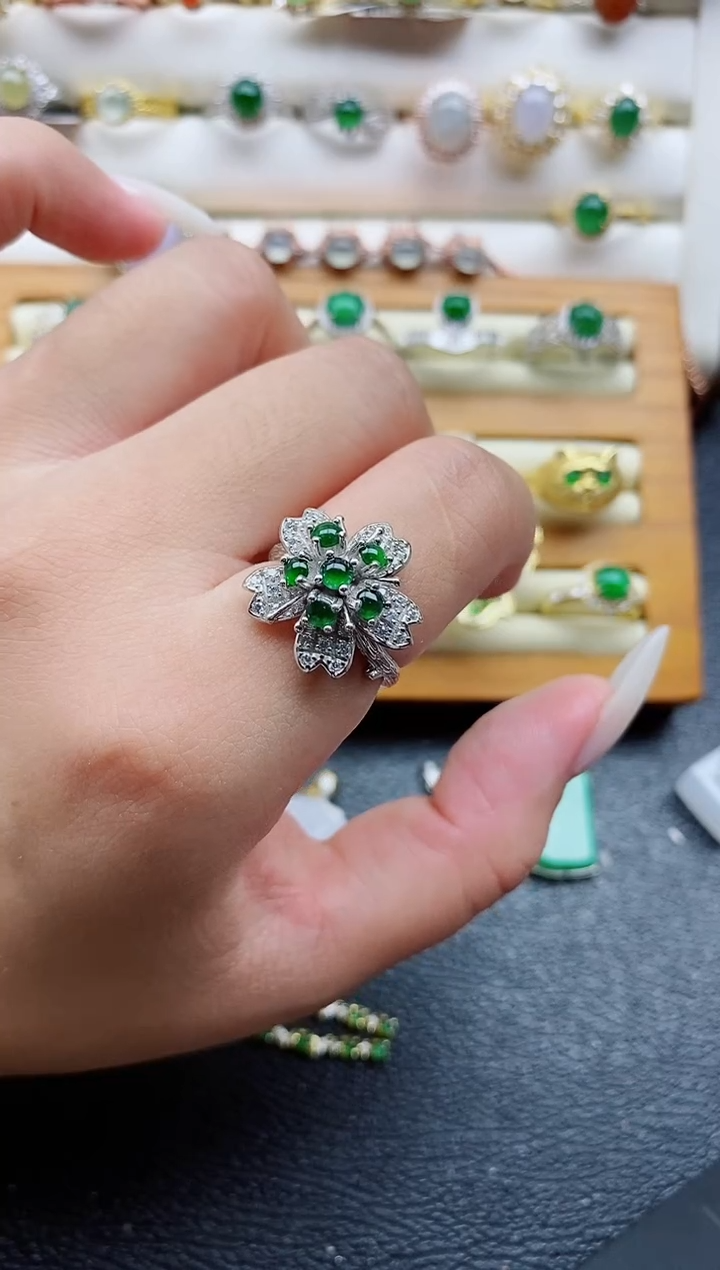 银S925镶嵌戒指翡翠1