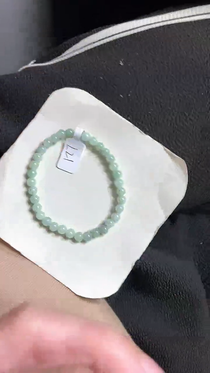 【闪购商品】翡翠手串未镶嵌翡翠手串L21