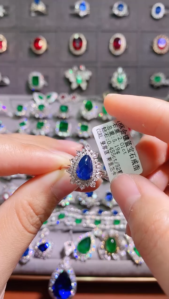 【闪购商品】蓝宝石18K金戒指18K金镶嵌.
