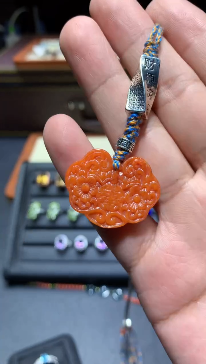 【闪购商品】翡翠颈饰未镶嵌P74【所见即所得】