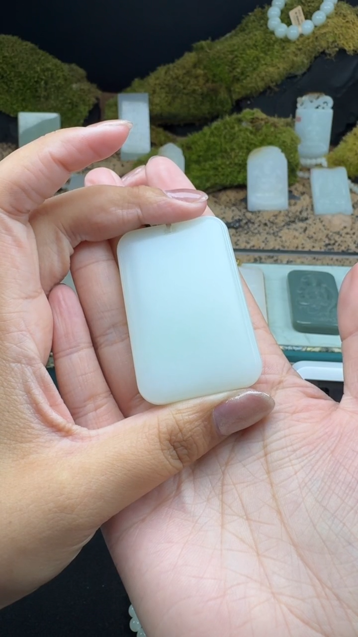 【闪购商品】和田玉颈饰未镶嵌婷婷