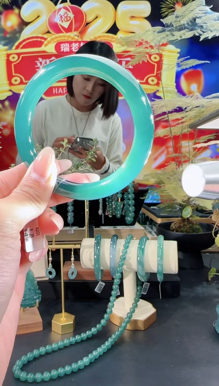 【闪购商品】定制翡翠手镯圆条未镶嵌60内圈口可选多样性发一