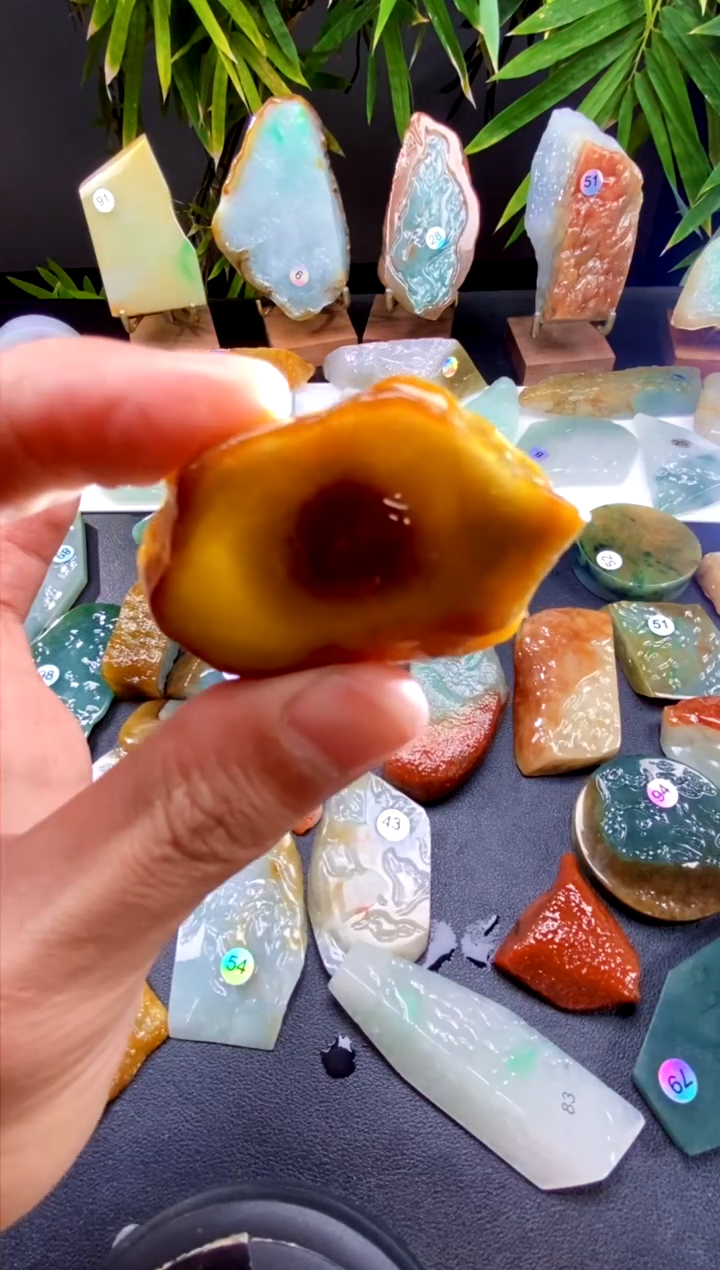 【闪购商品】定制翡翠未镶嵌翡翠