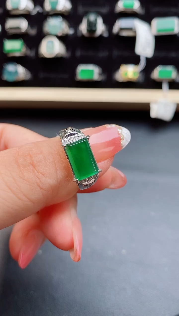 【闪购商品】翡翠戒指银S925镶嵌508050
