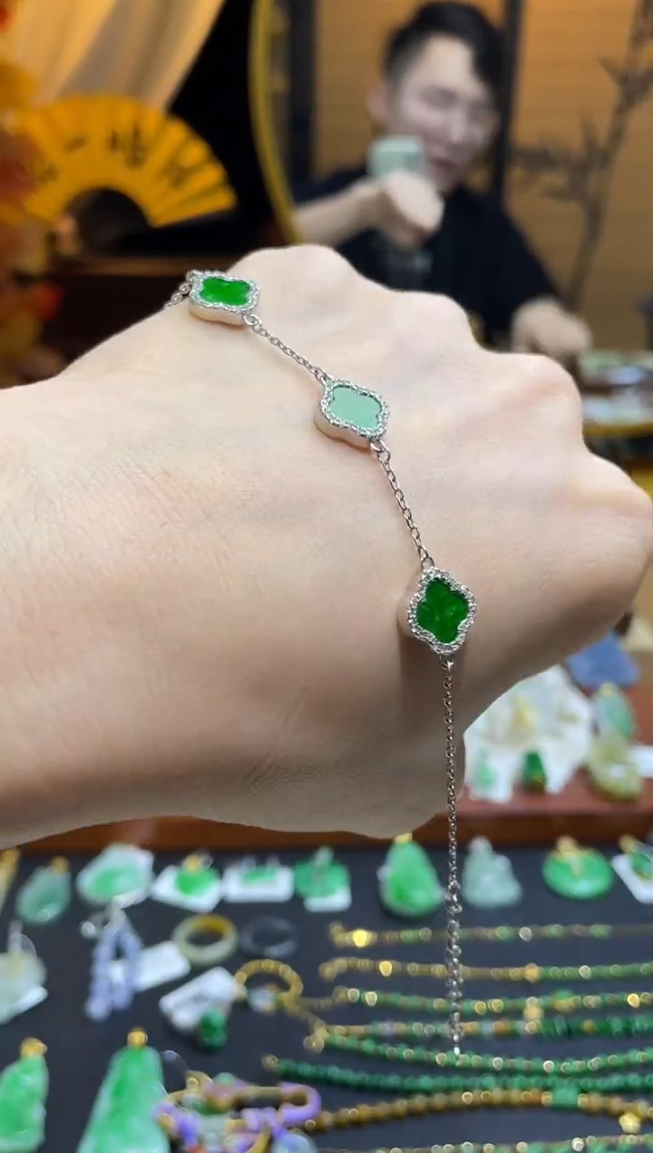 颈饰未镶嵌翡翠假一赔三