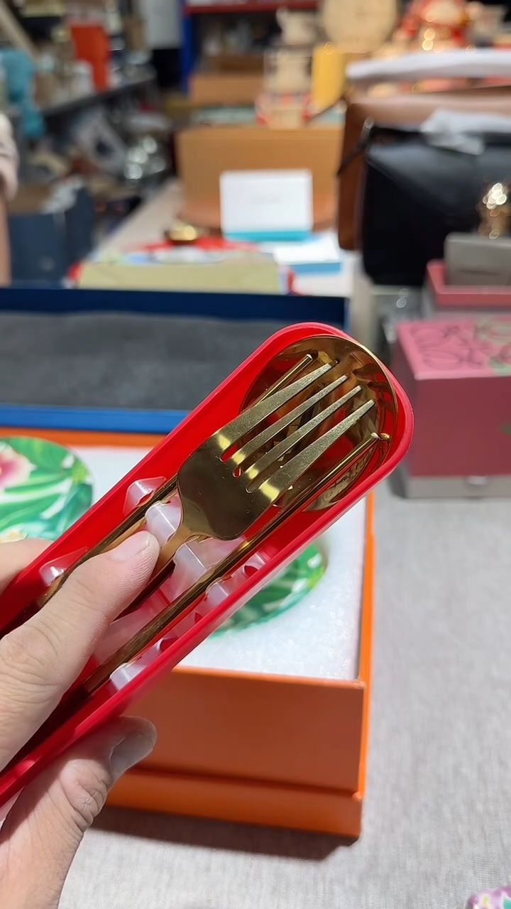 【闪购商品】瓷片正品保真，清库存