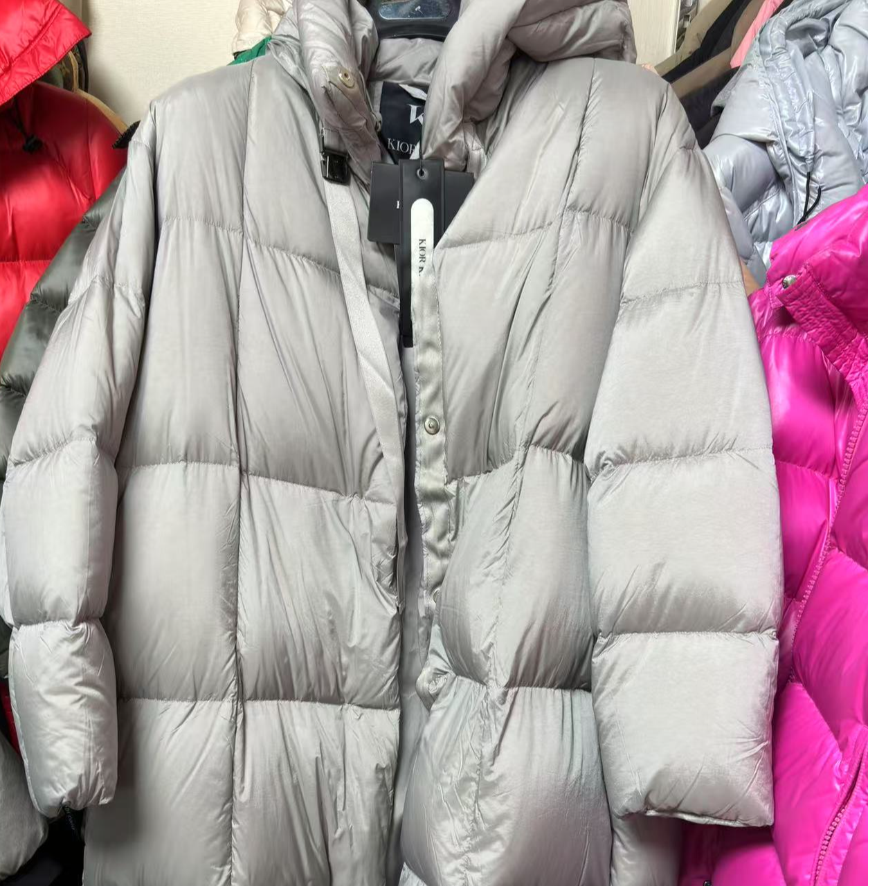 kk234sz0009吸扣长款泡芙羽绒服