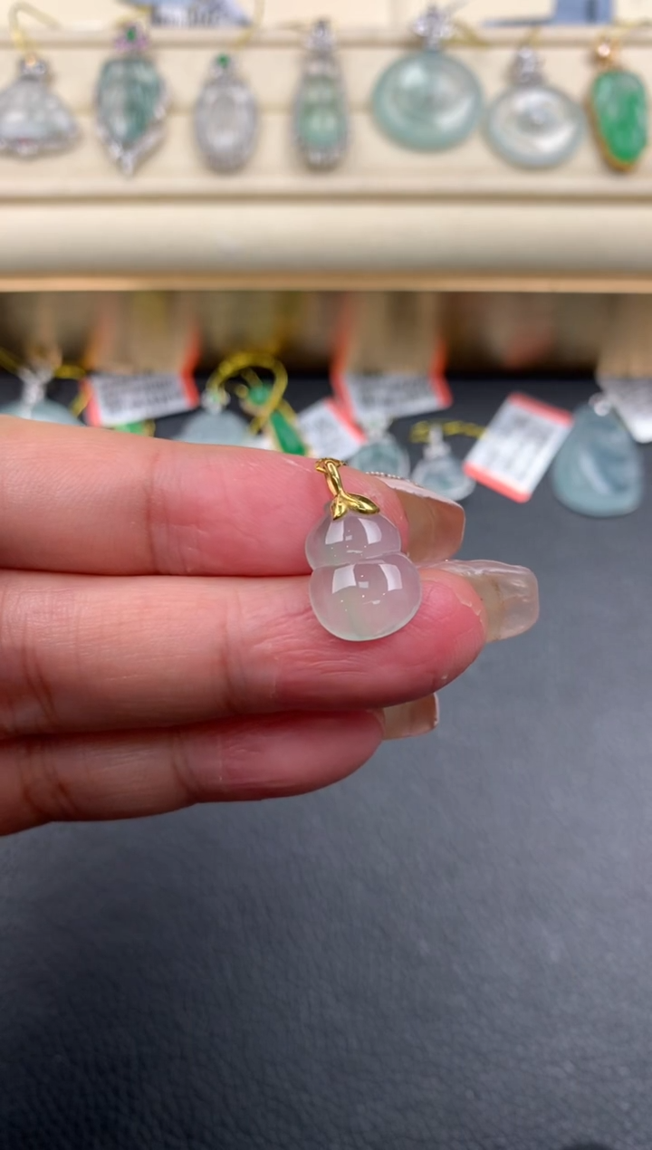 【闪购商品】翡翠颈饰18K金镶嵌D610