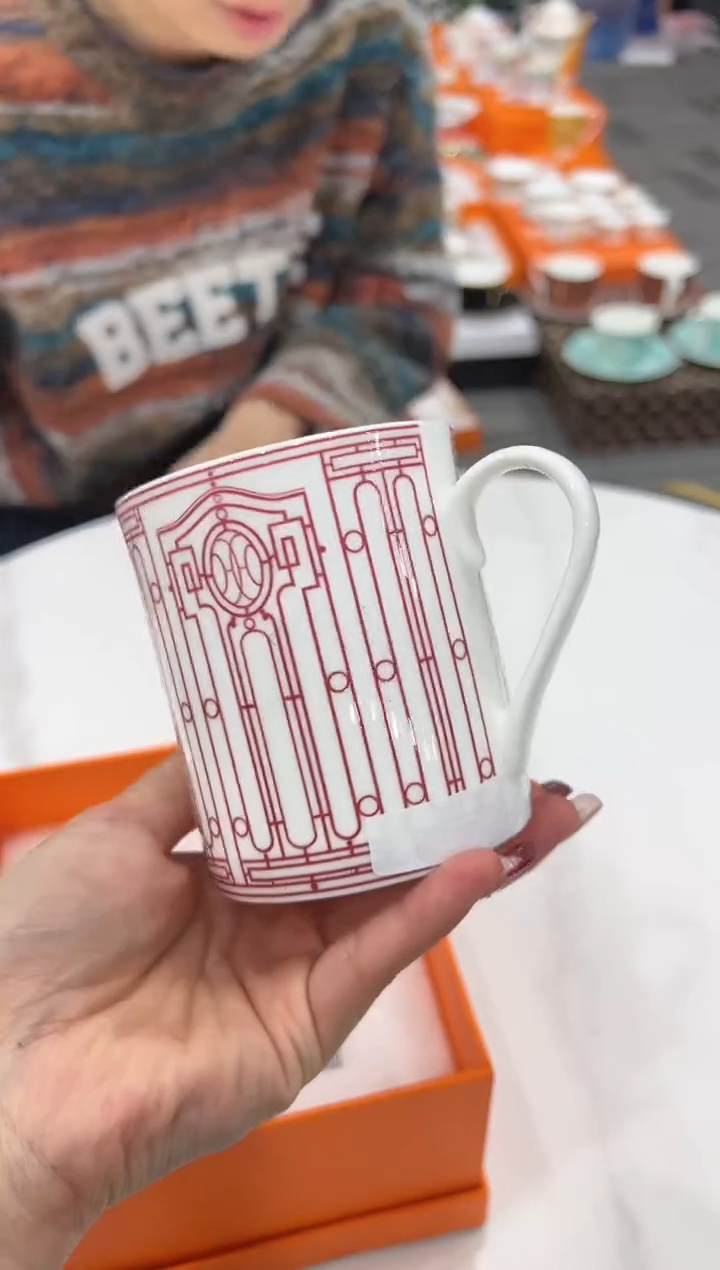 【闪购商品】杯H772--------------