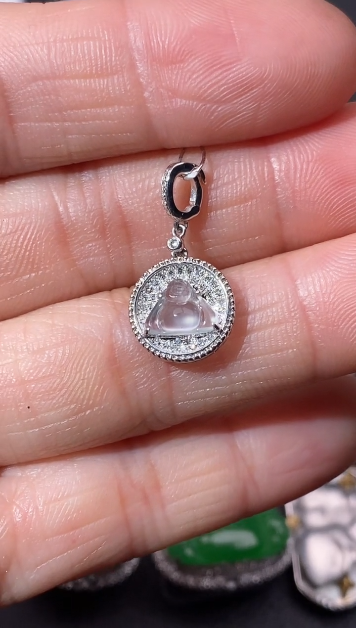 【闪购商品】翡翠颈饰18K金镶嵌吊坠