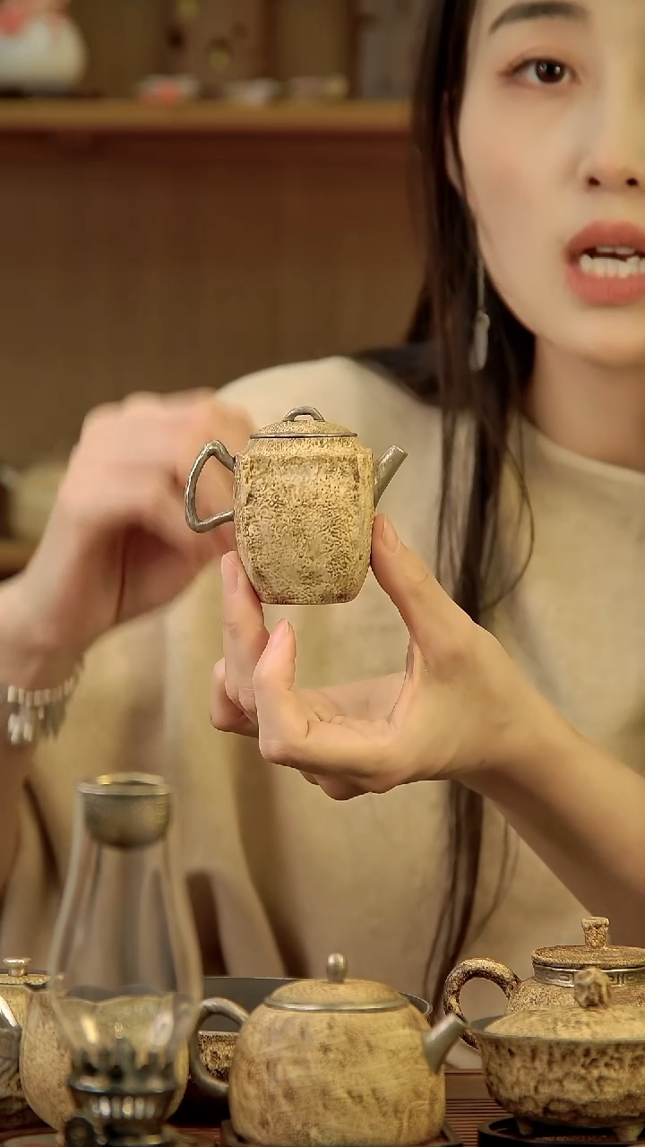 言野手作 粉引仿古四方壶