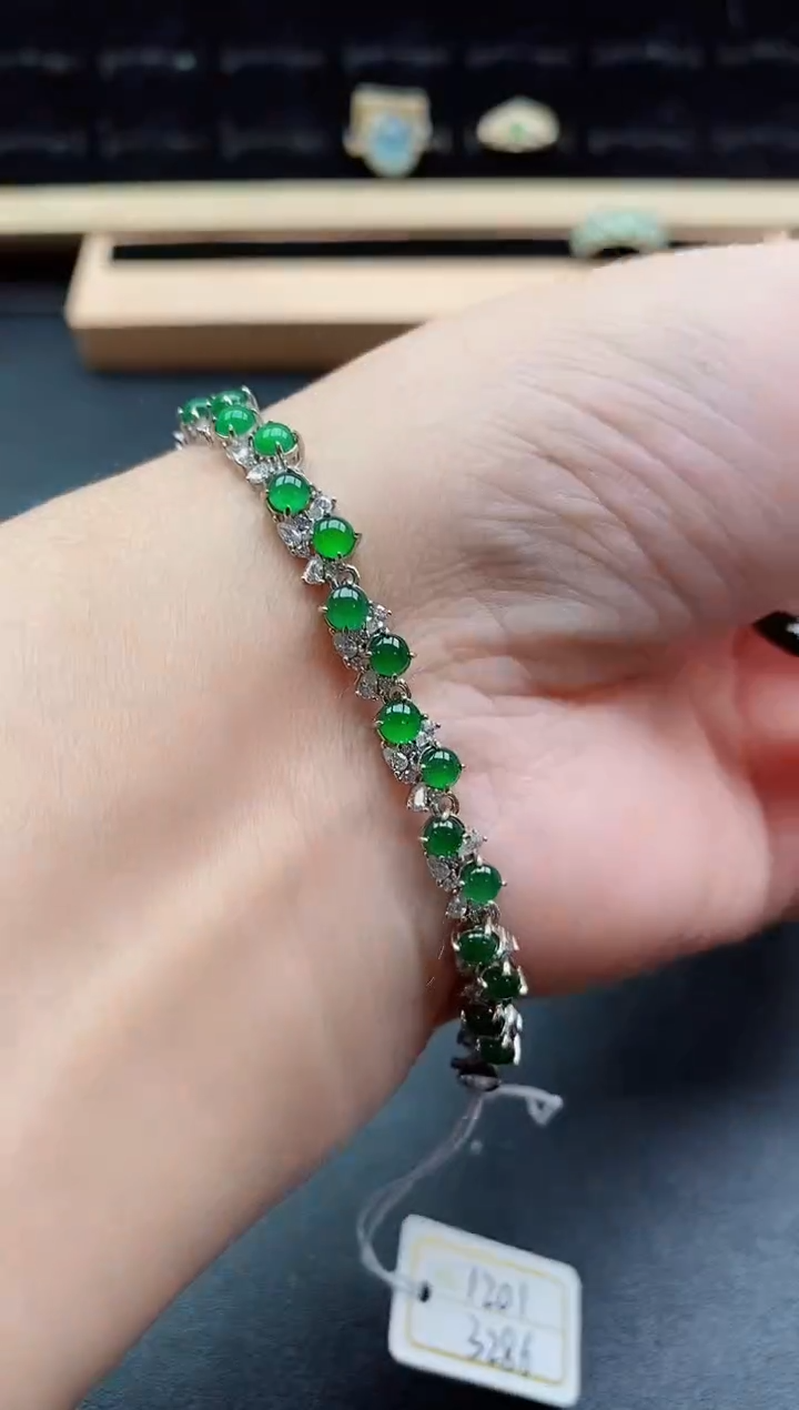 银S925镶嵌戒指翡翠1