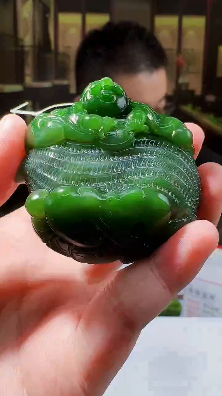 定制和田玉玉润名家天然和田玉（拍一发一）