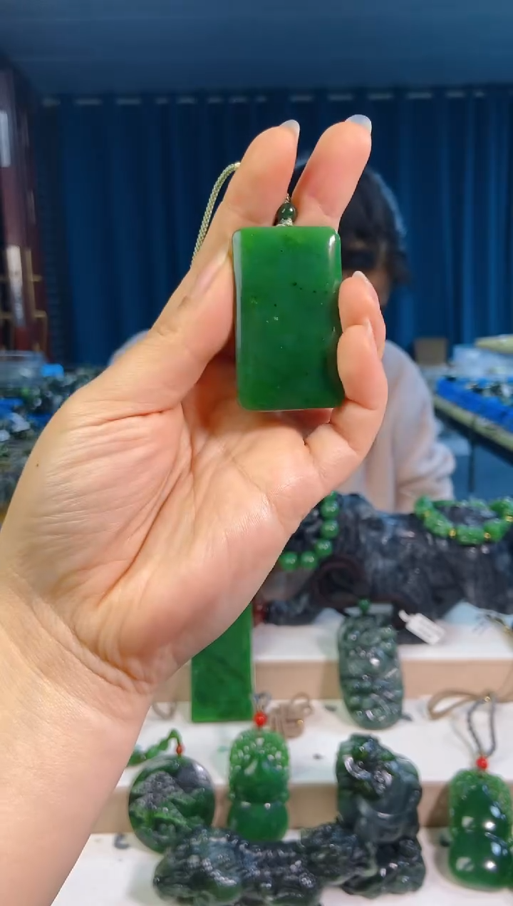 【闪购商品】和田玉未镶嵌挂件1