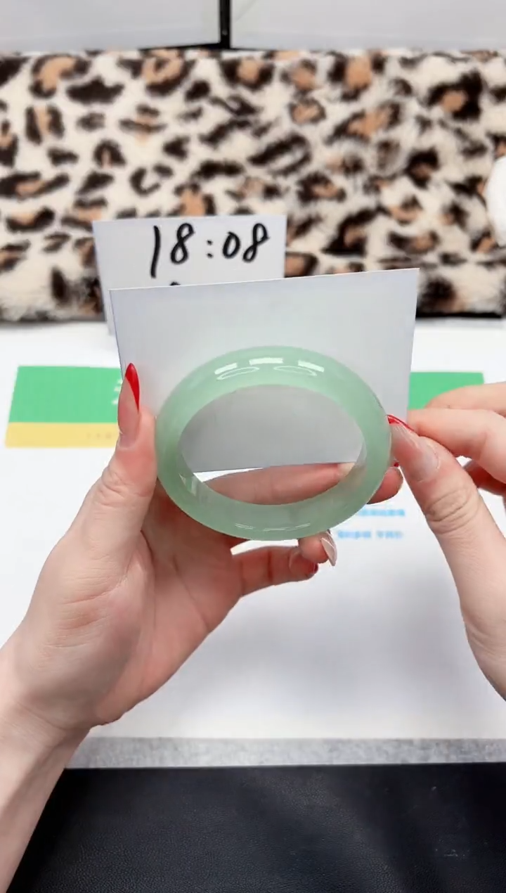 【闪购商品】石英质玉手镯未镶嵌5-58.5