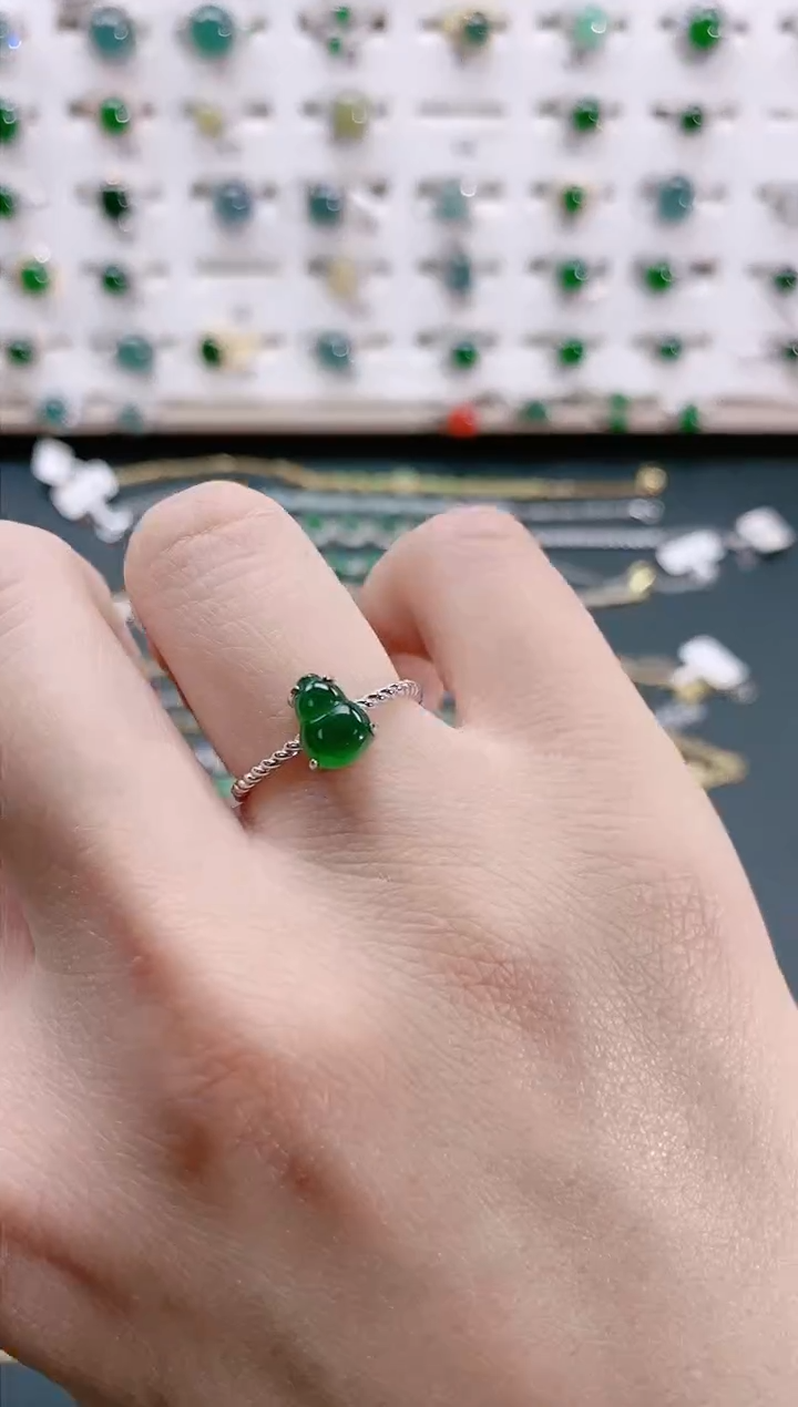 【闪购商品】翡翠戒指银S925镶嵌天然翡翠