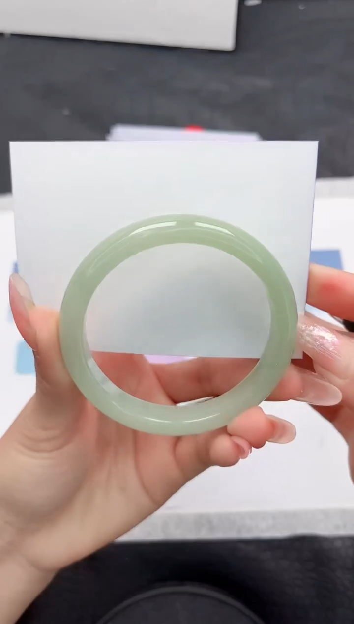 【闪购商品】石英质玉手镯未镶嵌N325-55