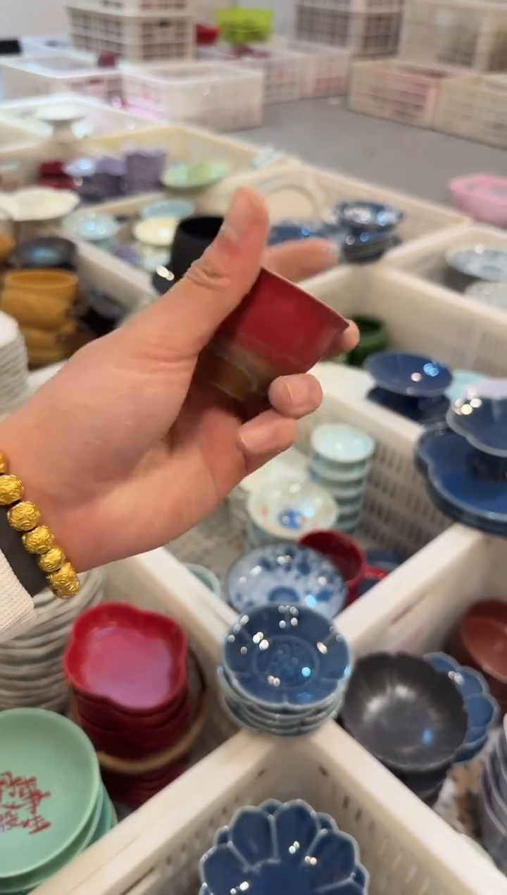 微瑕商品，介意勿拍 ②