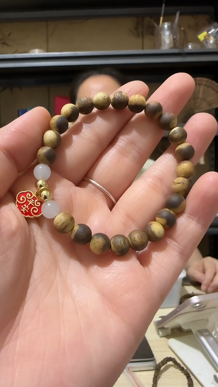 香料26号棋楠花珠圆珠手串