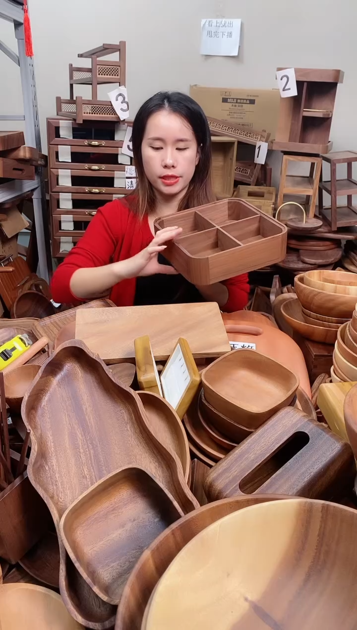 木  北美黑胡桃木无盖四宫格干果盒 25*25*7cm 