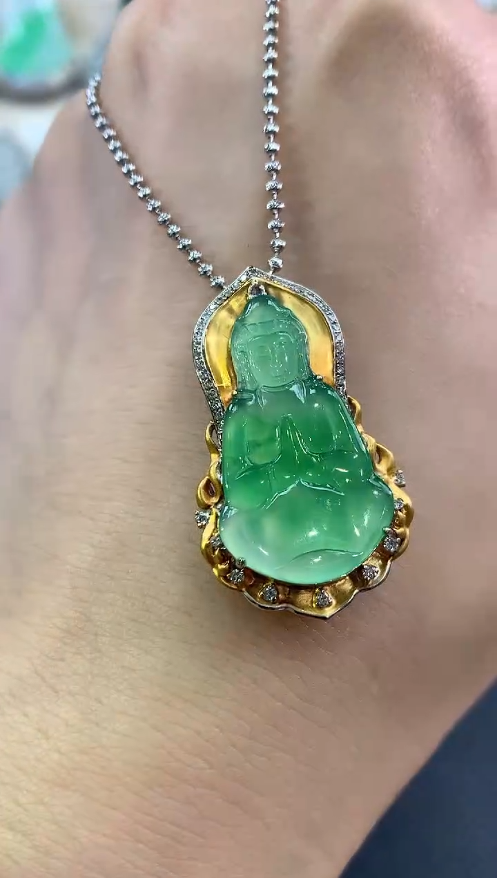 【闪购商品】翡翠吊坠(不含链)18K金镶嵌C61