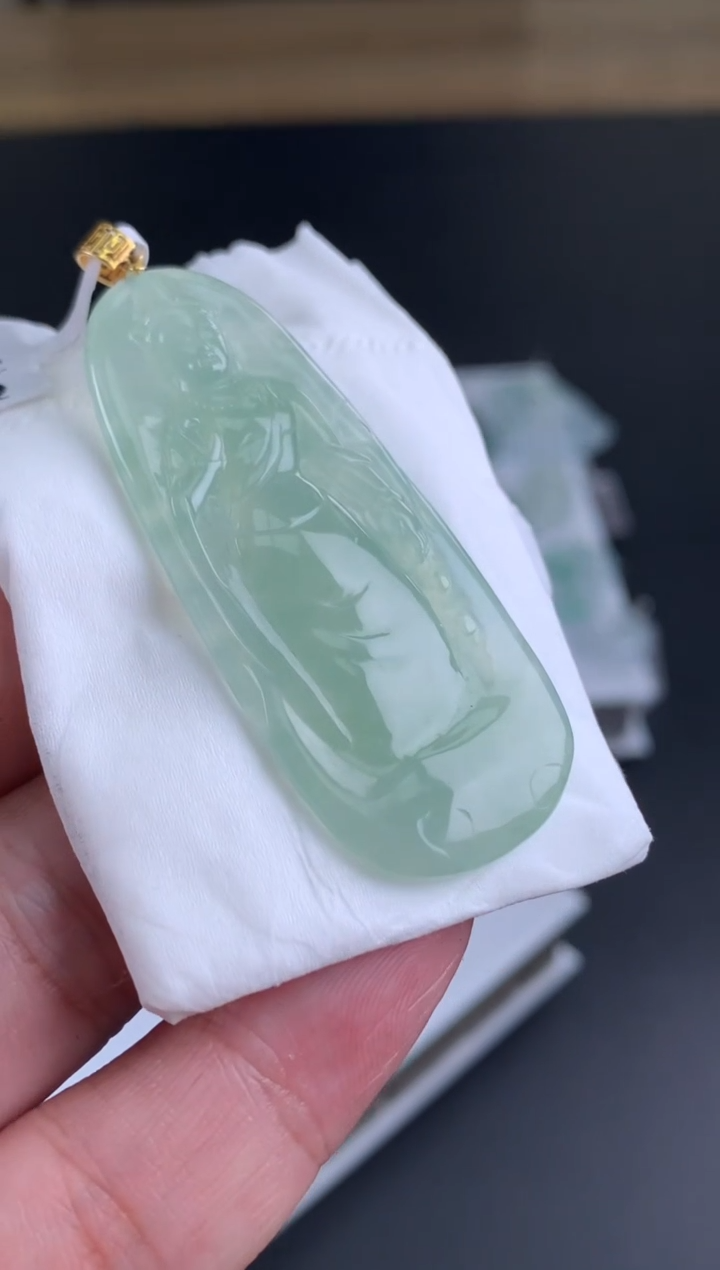 【闪购商品】翡翠颈饰18K金镶嵌翡翠