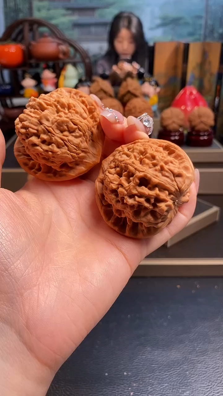 【闪购商品】文玩核桃吊坠K247官帽52