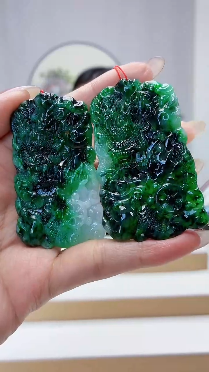 未镶嵌定制翡翠4852MM-毛货一对挂件64