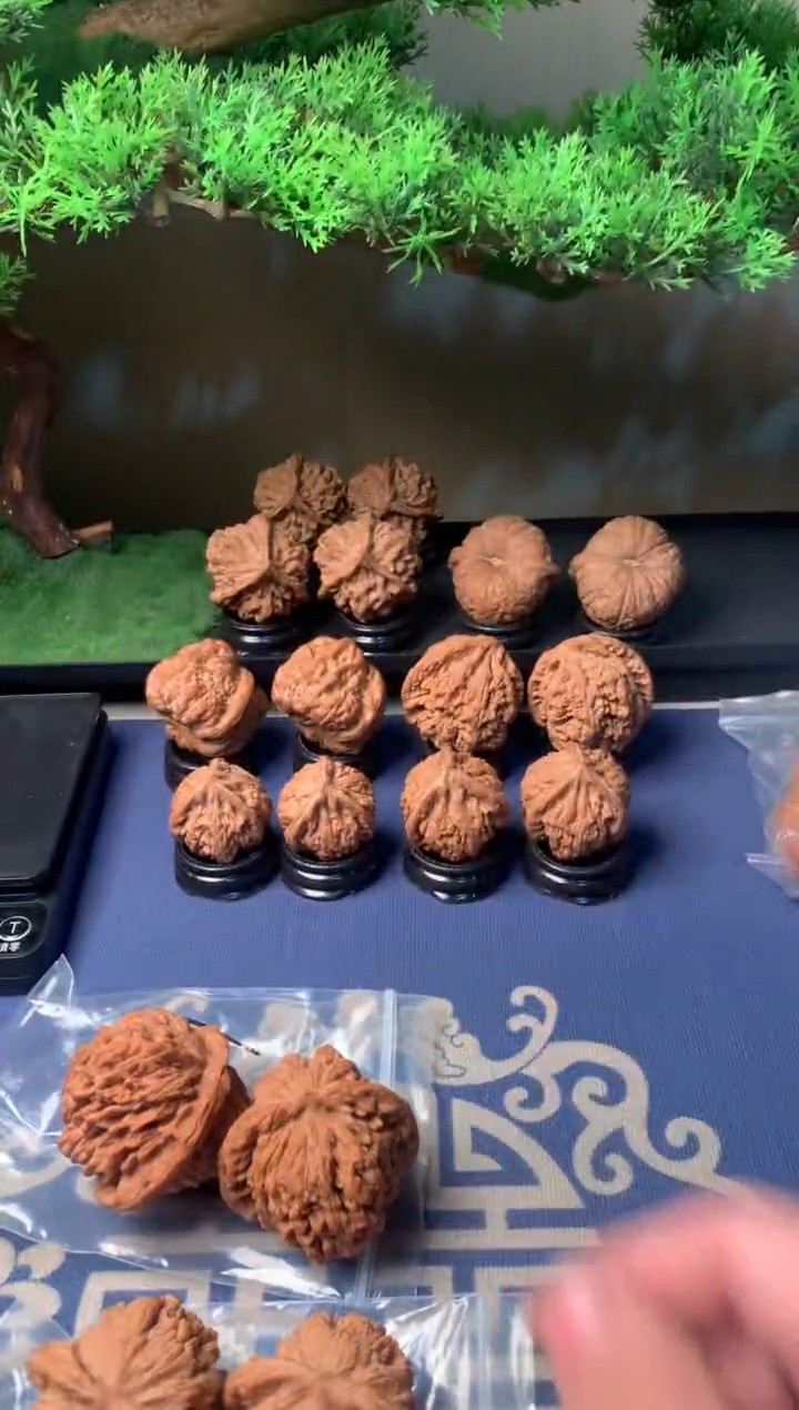 【闪购商品】文玩核桃吊坠47四座楼